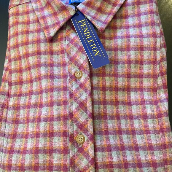 Pendleton Women's Wool Shirt in limited edition plaid - Picture 2 of 11